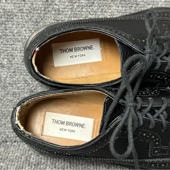 Thom Browne men’s 37 laceup loafers Pebble Grain Longwing Brogues old money main image 5